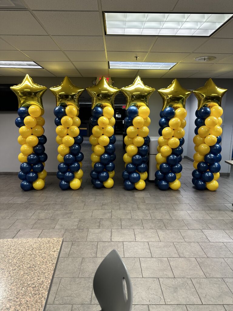 Star Topper Balloon Column